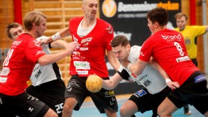Tuff "Enköpingsfight" i allsvenskan - Anton dominerade