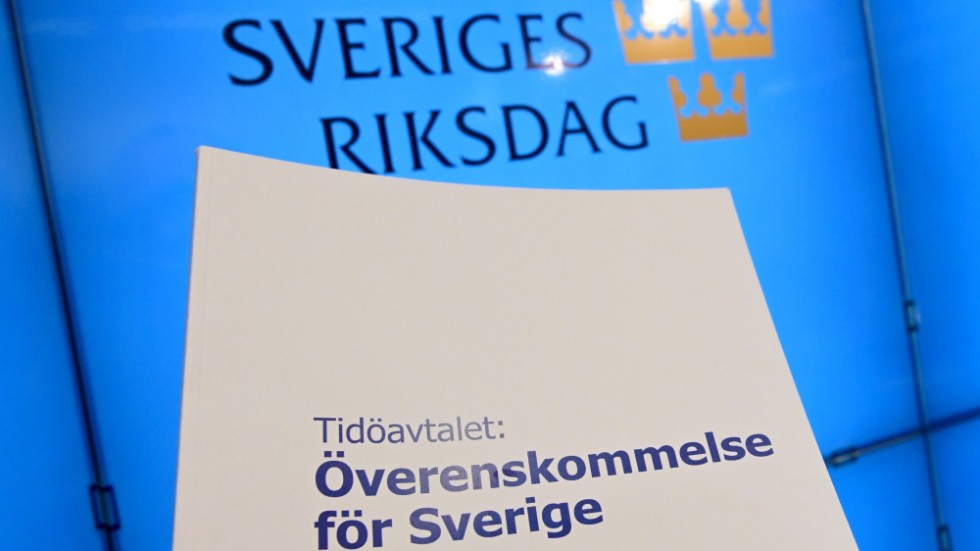 Ulf Kristerssons enda möjlighet att bli statsminister var att låta SD diktera villkoren i Tidöavtalet med marionetterna, M, KD och L, skriver Gösta Johnsson.