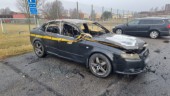 Bil brann i Ektorp – polisen misstänker brott