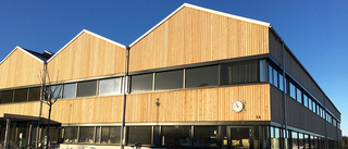 Bygg sporthall vid Adolfsbergsskolan
