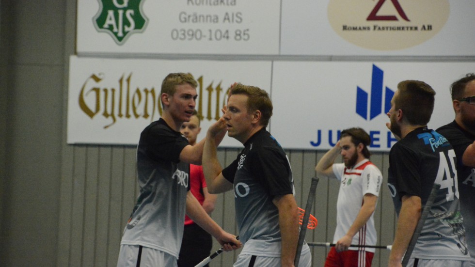 Jonas Elofsson gjorde båda Vimmerbys mål. 
