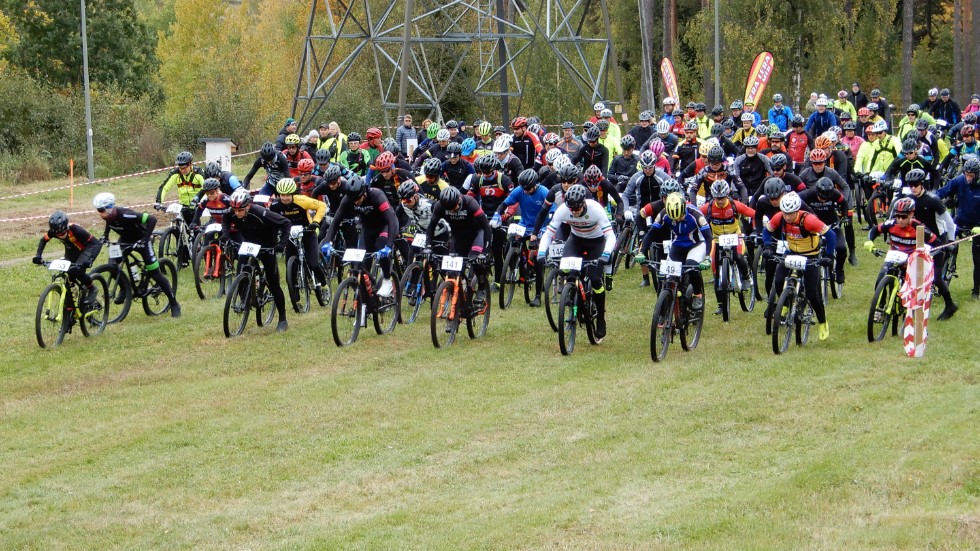 Stenbocksturen kördes för första gången och samlade 180 cyklister.