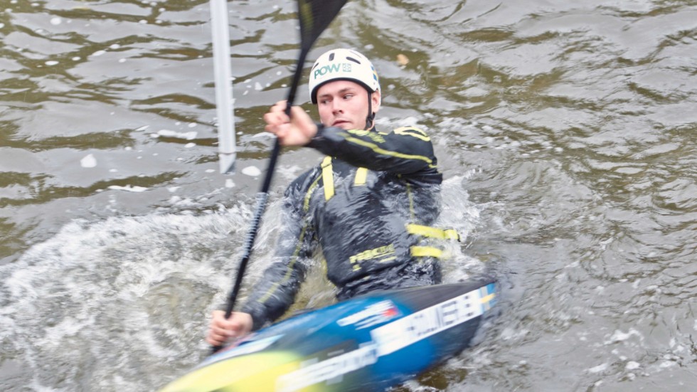 Nyköpings FP-kanotisten Erik Holmer har hittat rätt i kanoten igen och satsar mot OS i Tokyo, men han vill göra det på ett hållbart sätt.