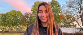 Familjen får stanna i Enköping – men Julieta, 18, ska utvisas • Migrationsverket: "Ingen särskild anknytning till Sverige"