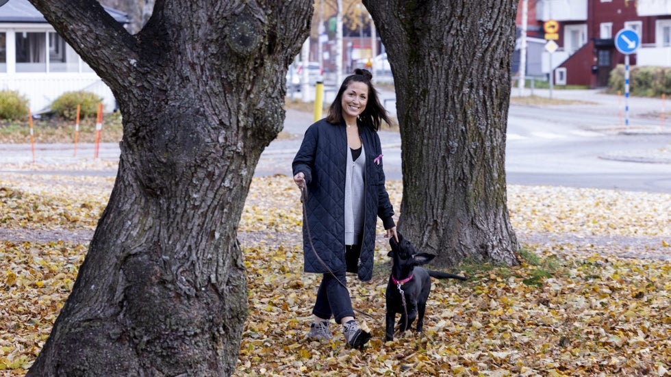 Malin stod i duschen när hon upptäckte en cancerknöl • Början på tuff ...