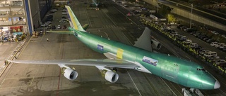 Sista Boeing 747 rullar ut från fabriken