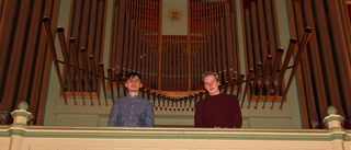 Riktiga orgelnördar – David och Erik mästare på "instrumentens moder" 