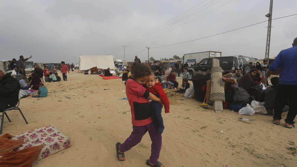 Palestinier på flykt i Gazaremsan.