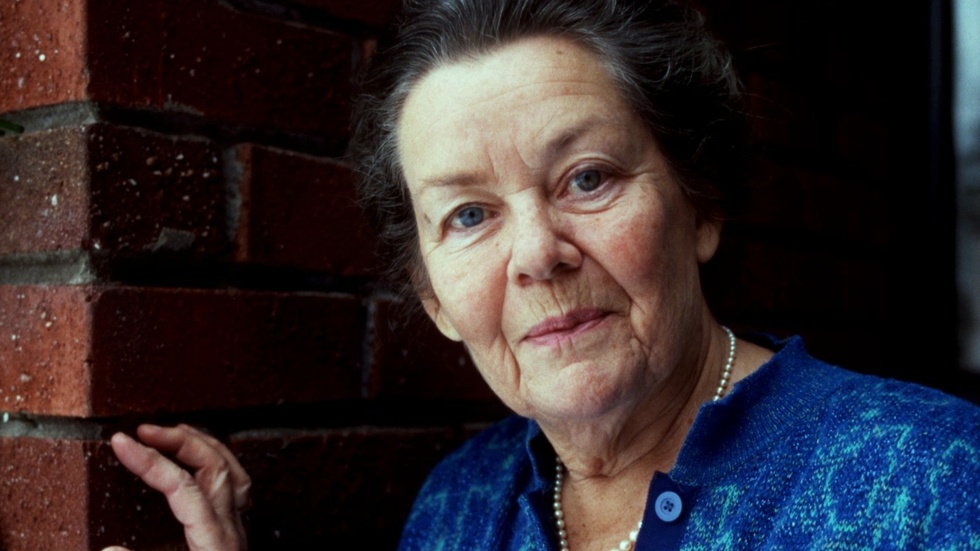 Ulla Isaksson (1916–2000) var en av förra seklets mest tongivande författare. Flera av hennes böcker filmatiserades av stora svenska regissörer.