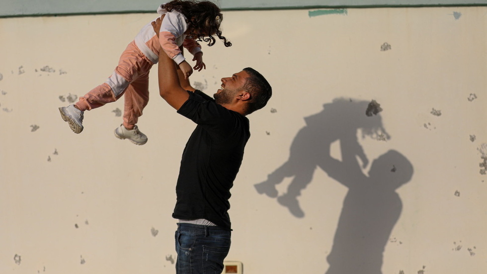 Yousef Hammash och hans familj har tvingats lämna sitt hem på Gazaremsan. Arkivbild.