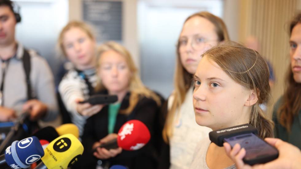 Greta Thunberg på en pressträff efter domen i Malmö tingsrätt.