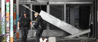 Efter explosionen: Centrumet håller stängt under dagen