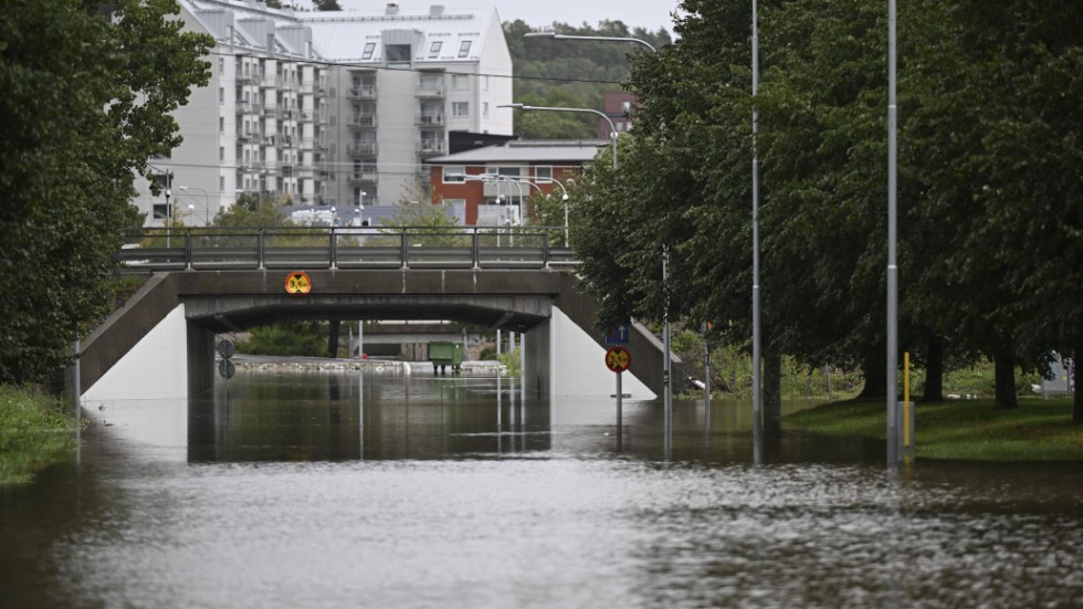 Viadukt under E6:an i Kållered. Stora mängder regn har fallit till följd av ovädret Hans