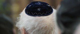 Hela samhället måste sluta upp för Sveriges judar
