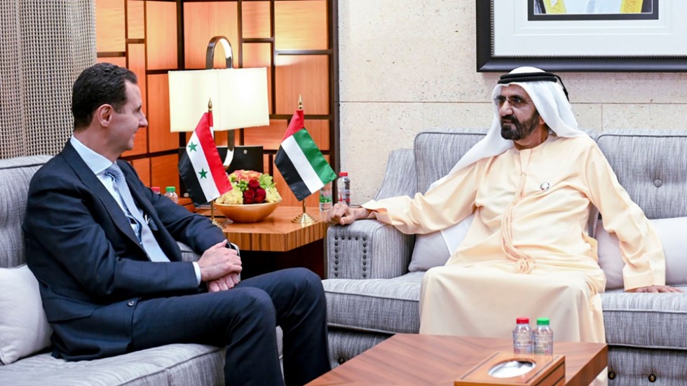 Förenade arabemiratens premiärminister och Dubais härskare Mohammed bin Rashid al-Maktoum träffade den omstridde syriske ledaren Bashar al-Assad i Dubai i fredags.