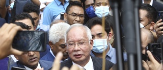 Ex-premiärminister börjar avtjäna sitt straff