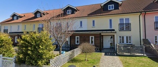 Huset på Radhusslingan 5 i Strängnäs har sålts två gånger på kort tid
