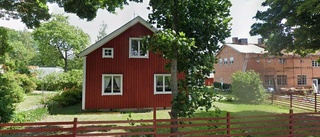 Huset på Korsgrindsallén 11 i Odensvi sålt igen - andra gången på tre år