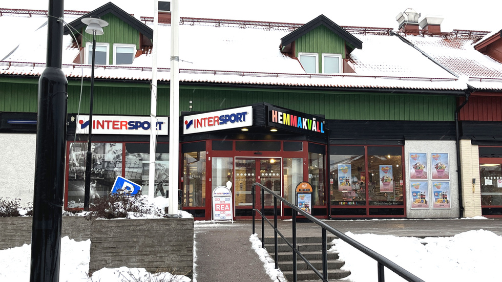 Intersport och Hemmakväll i Västervik får sällskap. I sommar är tanken att en ny butik ska flytta in.