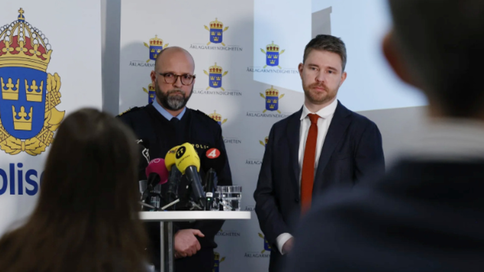 Andreas Pallinder, utredningschef vid Uppsalapolisen och åklagare Erik Grönvall vid dagens presskonferens i Uppsala.