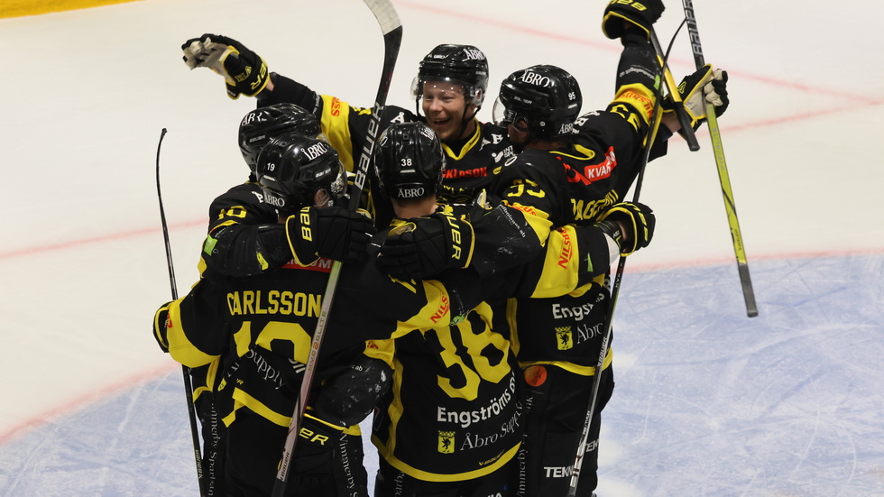 Segerglädje i lördags, mot Kallinge. Blir det samma sak på onsdag, borta mot Karlskrona. Vinner VH efter ordinarie tid vinner de också Allettan.