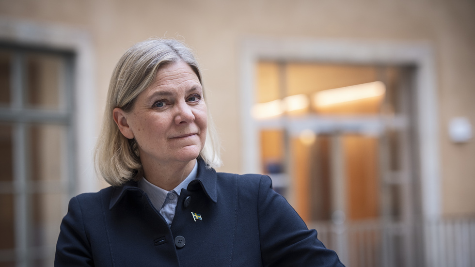 S-ledaren Magdalena Andersson får i opposition många uppmaningar från media och medlemmar att lansera reformer och förändringar. I själva verket vet hon dock att det tyngsta uppdraget hon har är att ha högst trovärdighet när det gäller samhällsförvaltningen. 