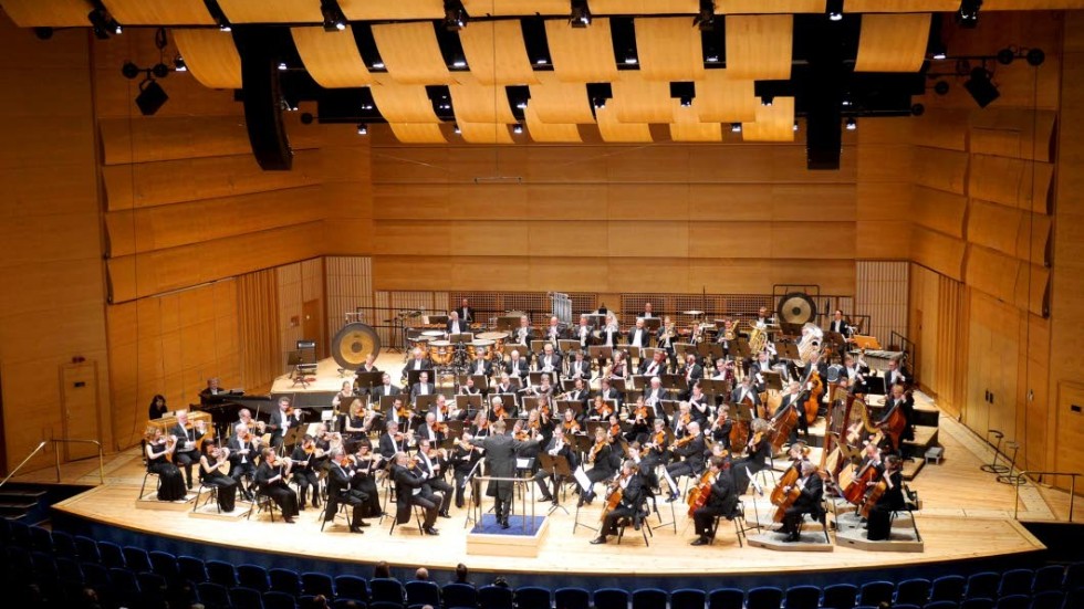 Östgöta blåsarsymfoniker spelar tillsammans med Norrköpings symfoniorketser. Nu tillhör de båda Scenkonst Öst. 