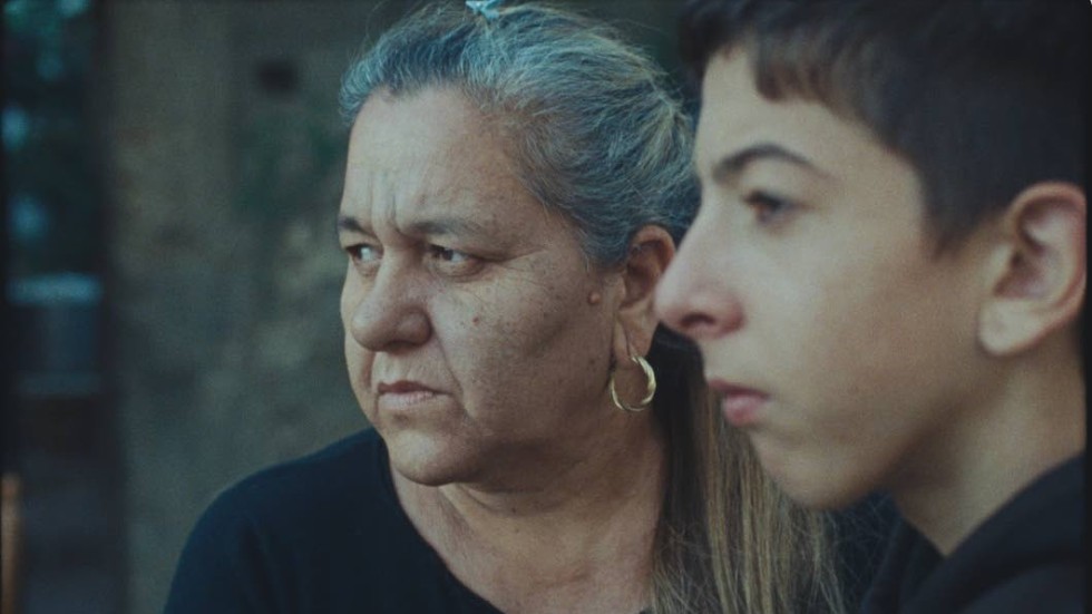 Mamma Amato och sonen Pio spelar mot varandra i ”A Ciambra”, som är en unik växa-upp-story.