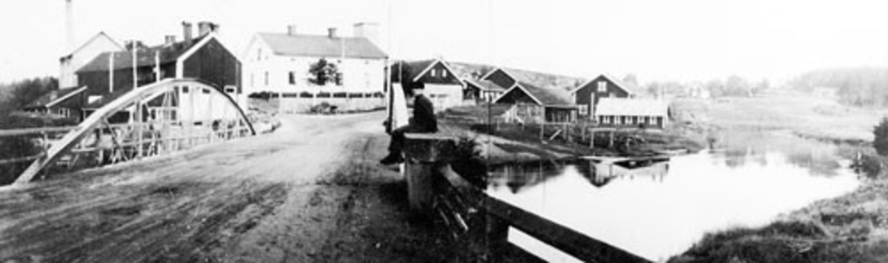 Åbro Bryggeri AB innan nya bron och långt innan företaget expanderar i slutet av 1900-talet. Foto: Vimmebry Digitala Bildarkiv