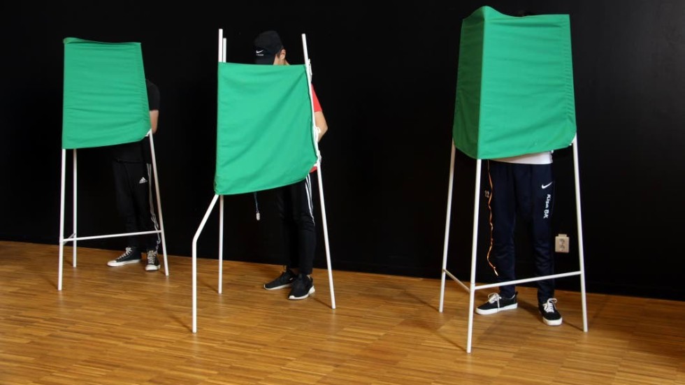 Att få rösta utan insyn från någon annan tillhör den svenska valprocessen.