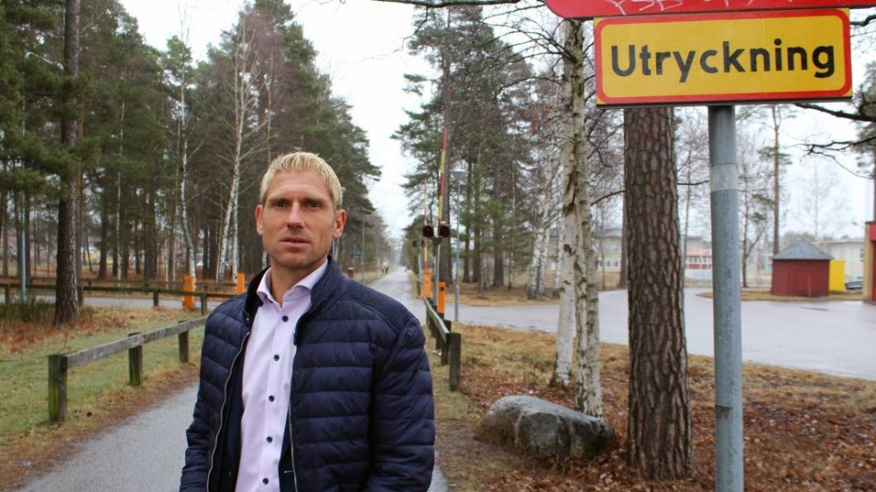 Räddnings- och säkerhetschefen i Västerviks kommun, Joakim Jansson, rycker ut och blir t.f räddningschef i Vimmerby kommun på obestämd tid.
