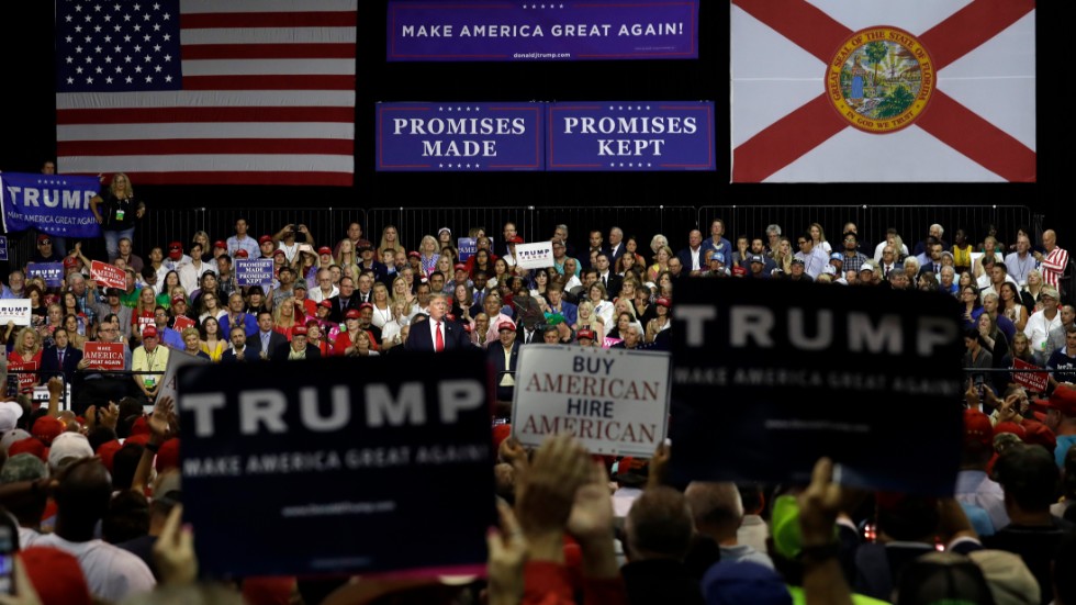 Ett politiskt massmöte för president Donald Trump i Tampa i Florida 2018.