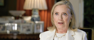 Hillary Clinton ger ut politisk thriller