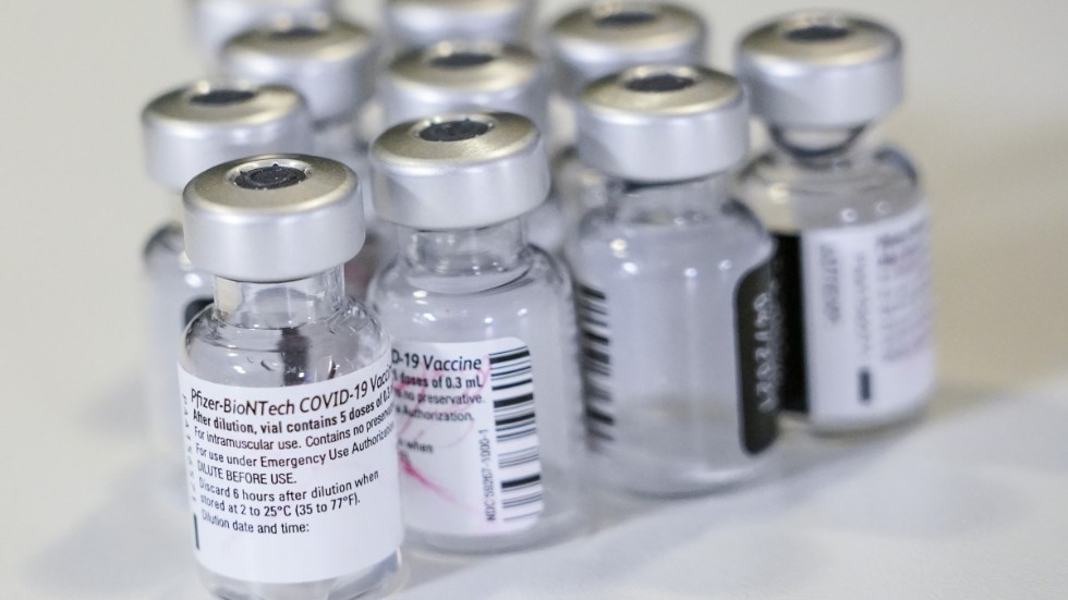 Beroende på vilket covidvaccin man får är det olika intervaller mellan första och andra sprutan, skriver regionens vaccinsamordnare.