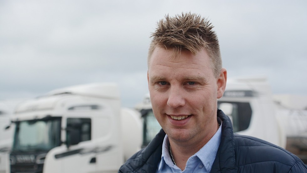 Daniel Högström från Skillingaryd tar över Vimmerbyföretaget Frödinge Tanktransport AB med ett 50-tal anställda. "En spännande utmaning som jag är taggad för" säger han.
