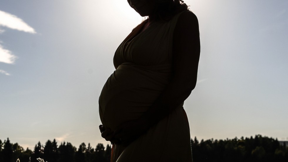 Varannan minut dör en kvinna någonstans i världen till följd av en graviditet eller förlossning. Skriver Stina Klackenberg, RFSU Nyköping.
