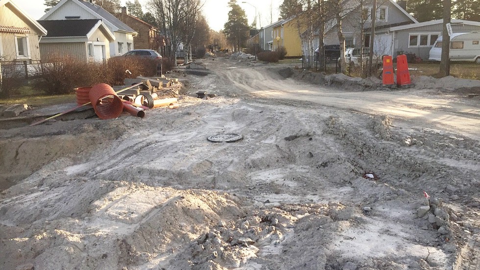 Villavägen i Arvidsjaur har varit avstängd sedan i somras.