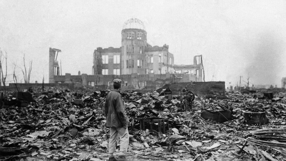8 september 1945, Hiroshima. Kärnvapen är ett hot mot hela mänskligheten och vår planet, skriver debattörerna. 