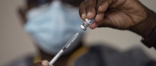 Frankrike skänker dubbelt så mycket vaccin