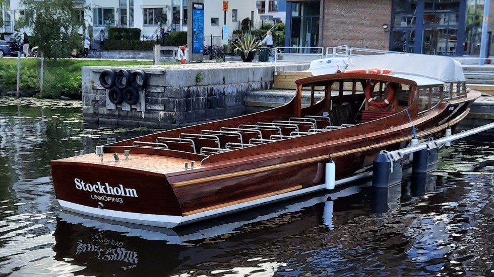 Här ligger Karlstads vackraste båt – Stockholm af Linköping – utstött, övergiven och mobbad, skriver insändarskribenten. 
