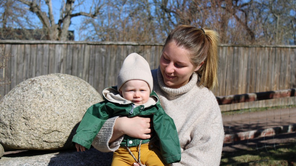Maria Lindelöf har varit mammaledig i tre och ett halvt år. Nu ska hon äntligen börja sin drömutbildning i Vimmerby.