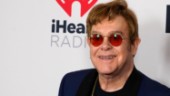 Höftopererad Elton John blev listetta