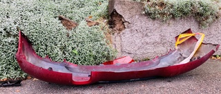 Bilist körde in i stenmur i Eskilstuna – misstänks för smitning: "Ska ha gått vingligt från platsen"