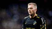 Larsson om framtiden i AIK: "Kommunicerar det med klubben"
