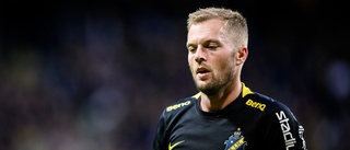 Larsson om framtiden i AIK: "Kommunicerar det med klubben"