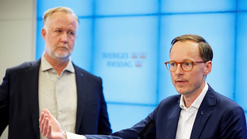 Liberalernas partiledare Johan Pehrson och ekonomiskpolitiske talesperson Mats Persson. Arkivbild