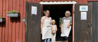 Tre generationer hjälps åt på gården – mor och dotter driver laktosfritt café