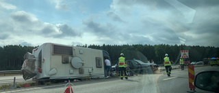 Trafikolycka vid Bergshammar – flera fordon var inblandade