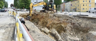 Nya bostadsområdet på Getberget: Här grävs nya ledningar • ”Måste spränga försiktigt, husen står så nära”