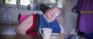 Margareta, 84, skulle fira midsommar hos systersonen – men färdtjänsten åkte utan henne: "Mycket tråkigt"
